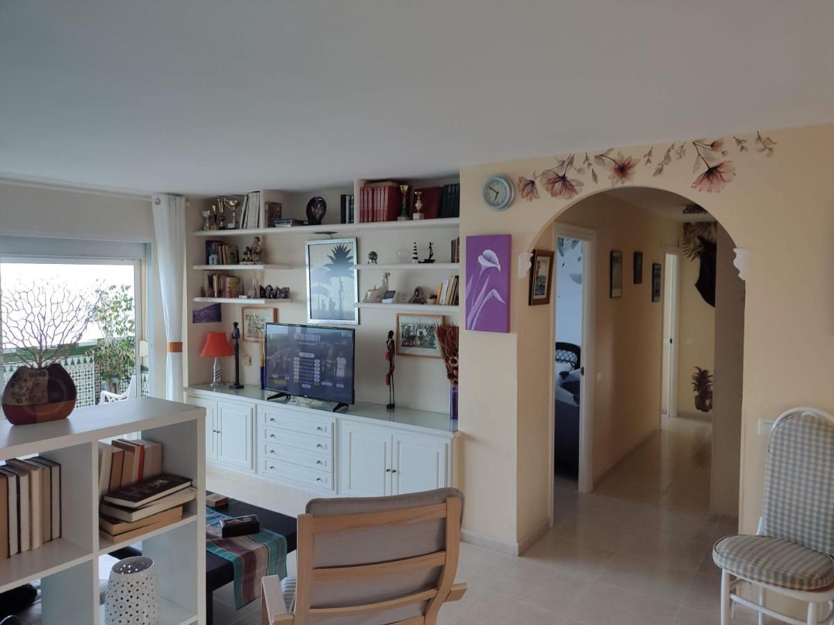 Apartamento En Playa Semi-Privada เบนัลมาเดนา ภายนอก รูปภาพ