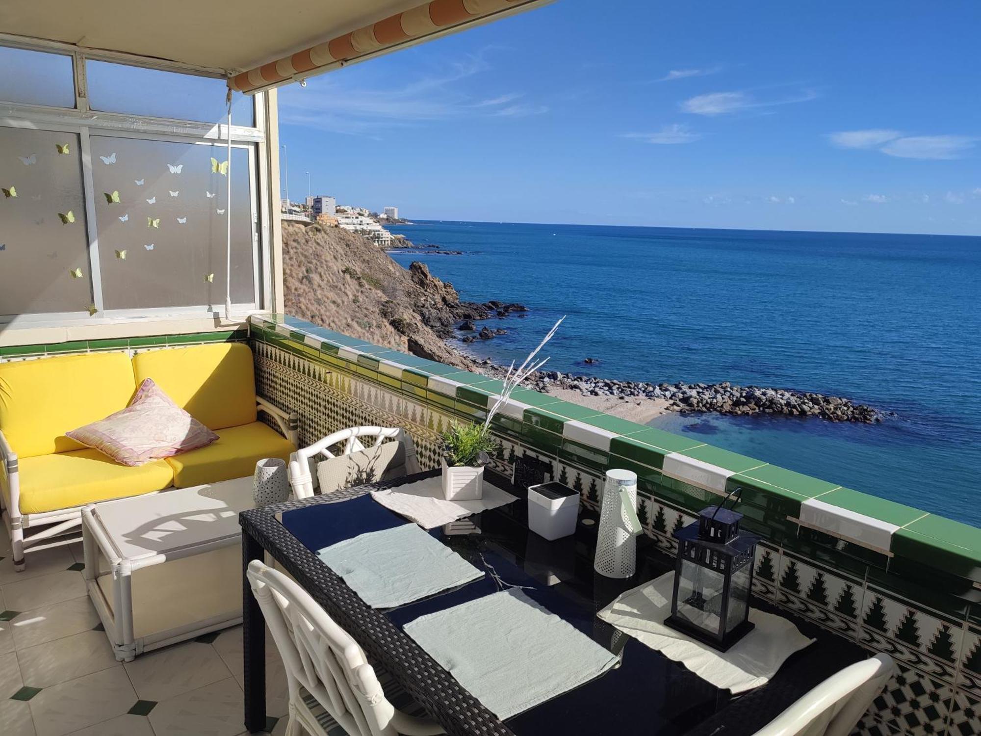 Apartamento En Playa Semi-Privada เบนัลมาเดนา ภายนอก รูปภาพ