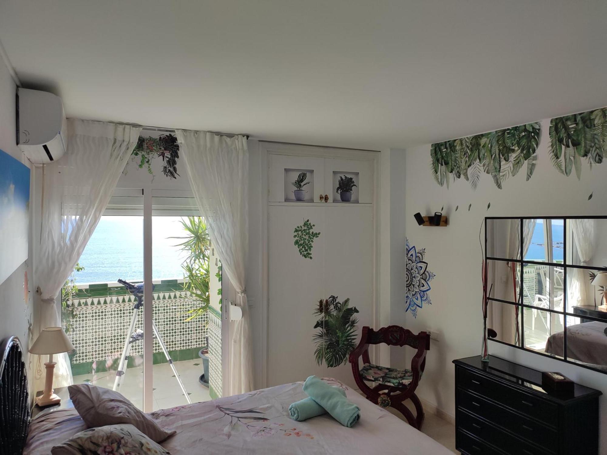 Apartamento En Playa Semi-Privada เบนัลมาเดนา ภายนอก รูปภาพ