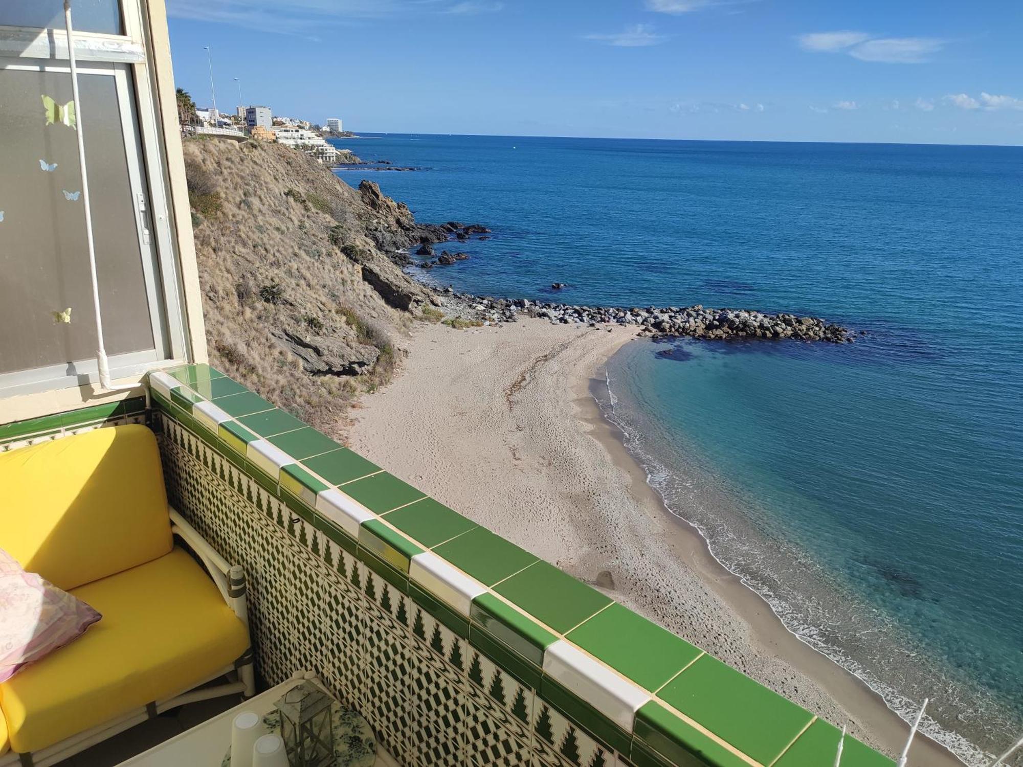 Apartamento En Playa Semi-Privada เบนัลมาเดนา ภายนอก รูปภาพ